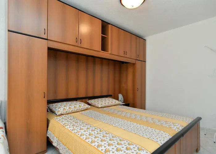 Apartamento Aleksandra 43 *