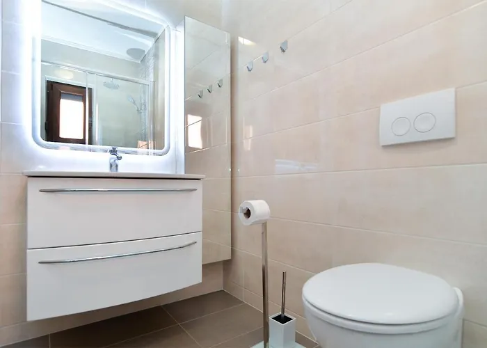 Aleksandra 43 * Póla