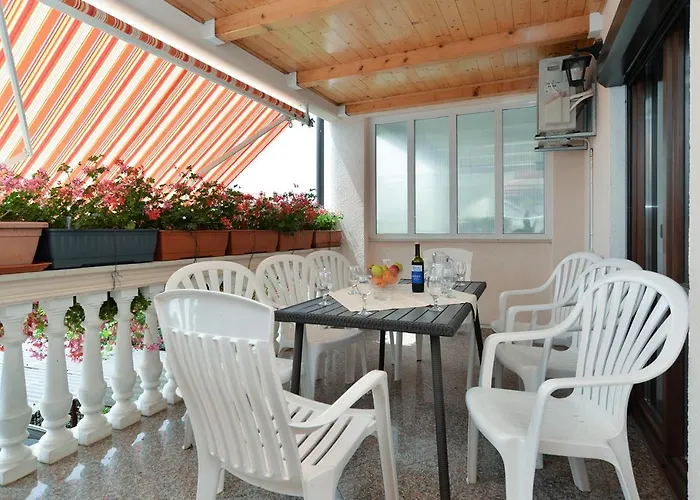 Aleksandra 43 Apartman *