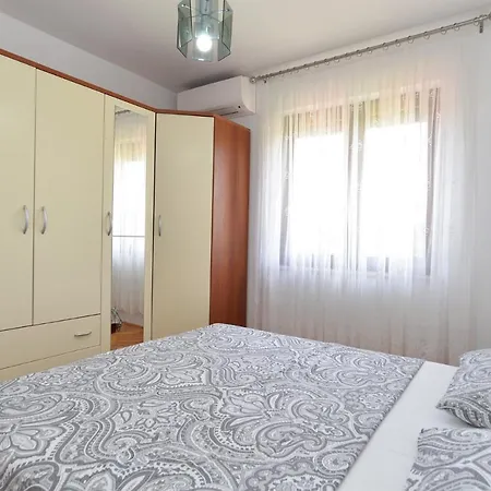 Aleksandra 43 Apartment *