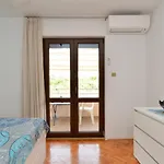 Aleksandra 43 Appartement