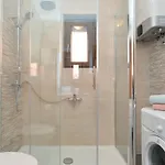 Aleksandra 43 * Pula